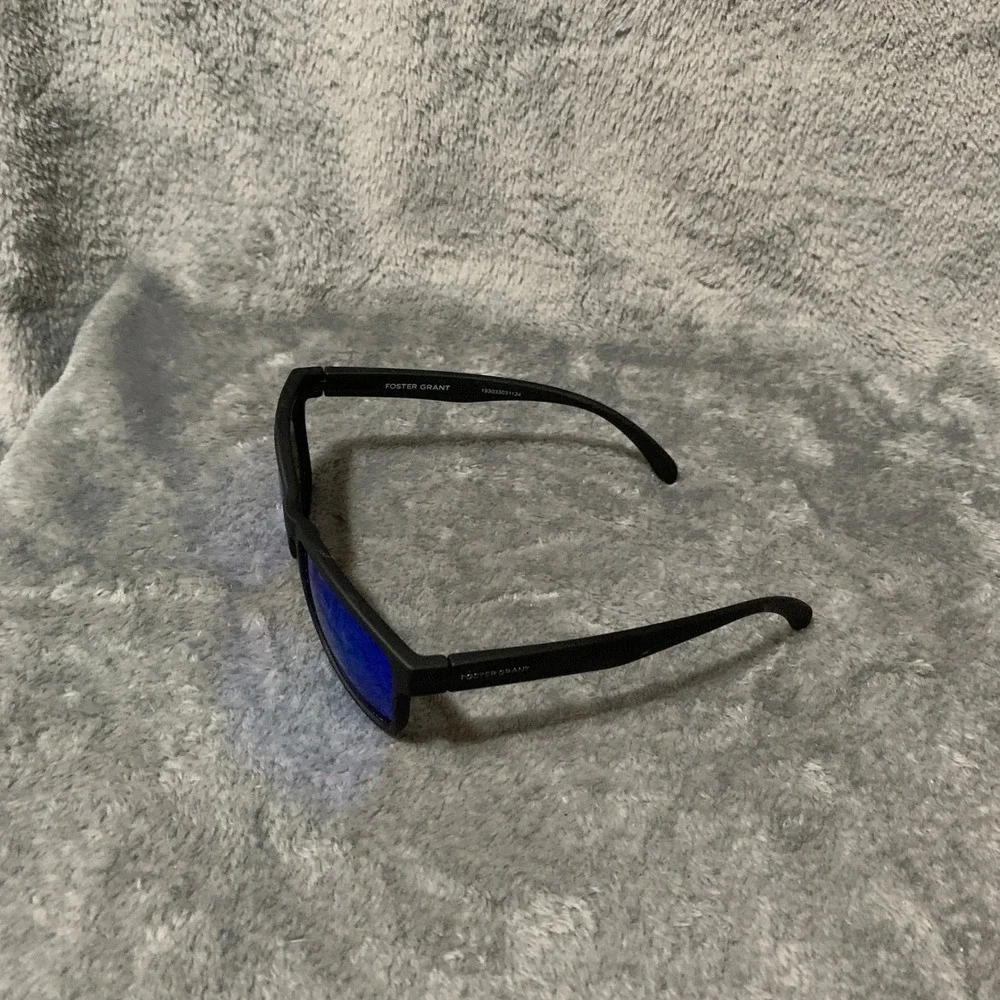 Foster Grant Polarized Sunglasses Black Blue Mirror YMA 1803 BLK BLU MIR POL